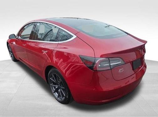 2019 Tesla Model 3 Long Range