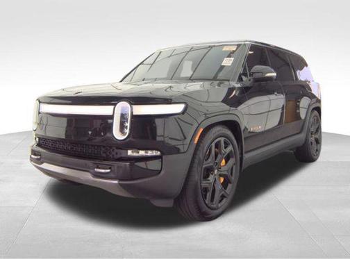 2023 Rivian R1S Adventure