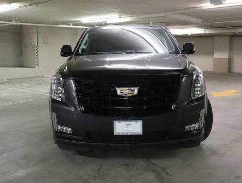 Photo 3 of 26 of 2017 Cadillac Escalade ESV Premium Luxury