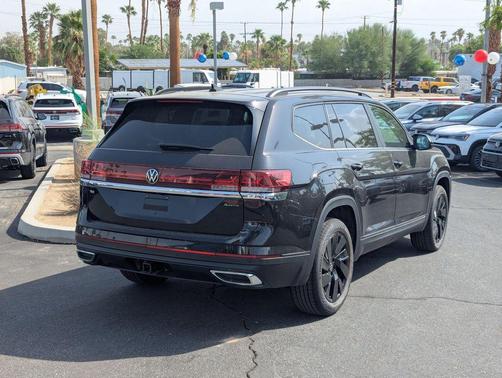 2026 Volkswagen Atlas 2.0T SE w/Technology 4MOTION