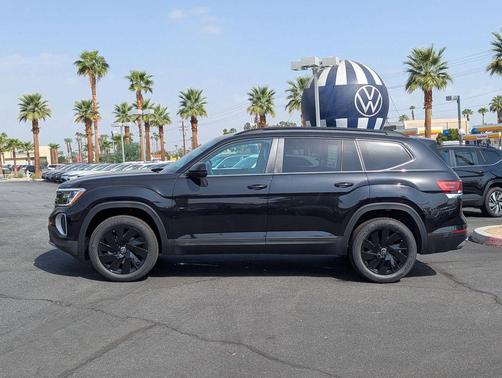 2026 Volkswagen Atlas 2.0T SE w/Technology 4MOTION