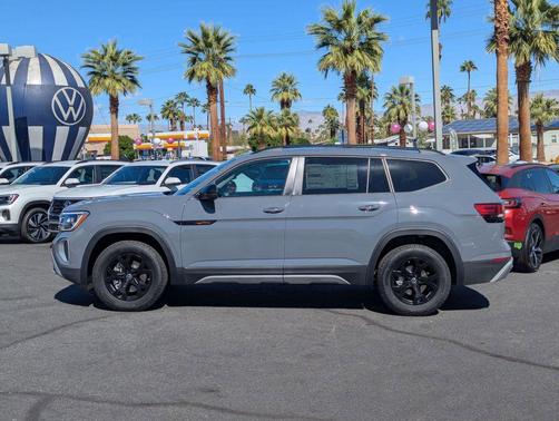 2026 Volkswagen Atlas 2.0T Peak Edition