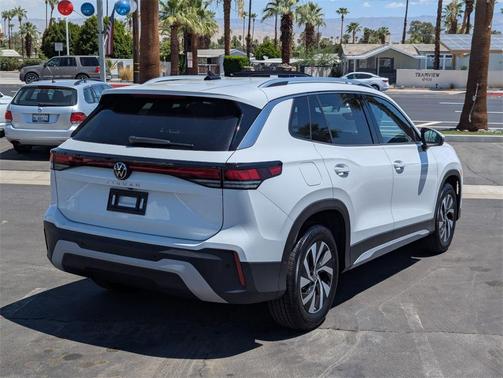 2025 Volkswagen Tiguan 2.0T SE