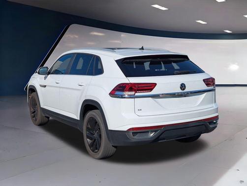 2021 Volkswagen Atlas Cross Sport 2.0T SE w/Technology