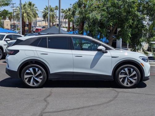 2025 Volkswagen ID.4 Pro