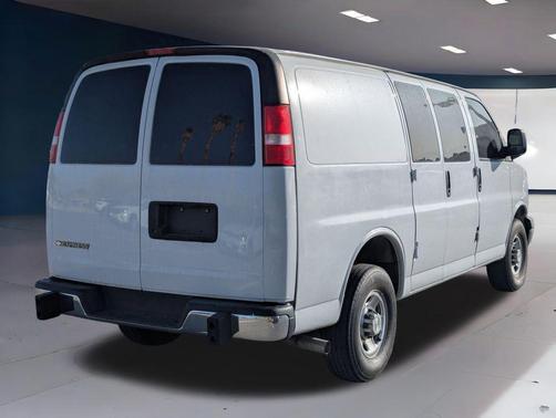 2021 Chevrolet Express 2500 RWD 2500 Regular Wheelbase WT
