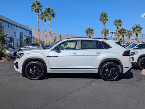 2026 Volkswagen Atlas Cross Sport 2.0T SEL