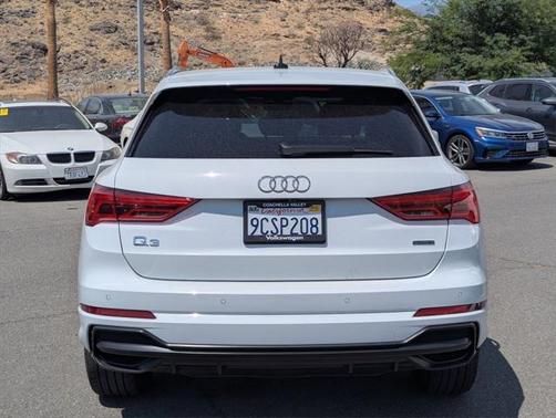 2022 Audi Q3 45 S line Premium