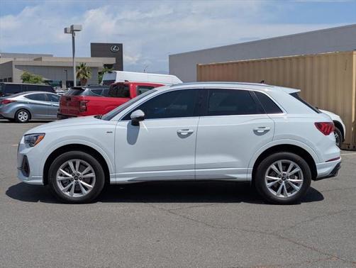 2022 Audi Q3 45 S line Premium