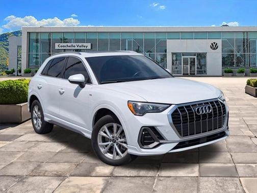 2022 Audi Q3 45 S line Premium