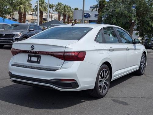 2025 Volkswagen Jetta 1.5T SE