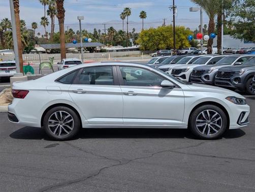 2025 Volkswagen Jetta 1.5T SE