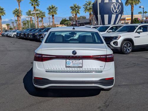 2025 Volkswagen Jetta 1.5T SE