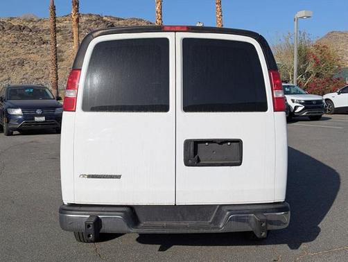 2021 Chevrolet Express 2500 RWD 2500 Regular Wheelbase WT
