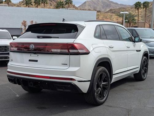2025 Volkswagen Atlas Cross Sport 2.0T SEL