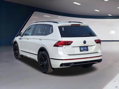 2023 Volkswagen Tiguan 2.0T SE R-Line Black