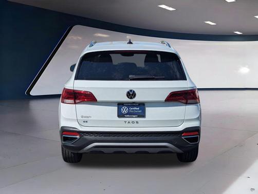 2024 Volkswagen Taos 1.5T SE