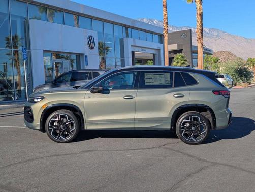 2026 Volkswagen Tiguan 2.0T SEL R-Line 4MOTION