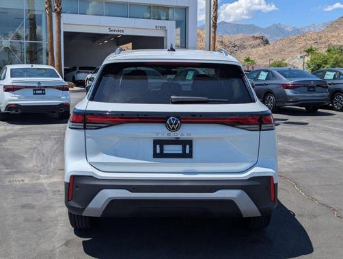 2025 Volkswagen Tiguan 2.0T S