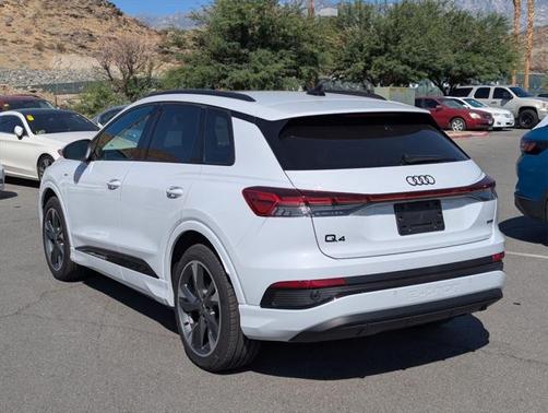 2025 Audi Q4 e-tron Premium 55 quattro