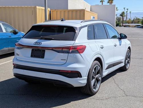 2025 Audi Q4 e-tron Premium 55 quattro