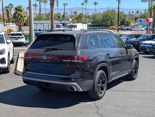 2026 Volkswagen Atlas 2.0T Peak Edition