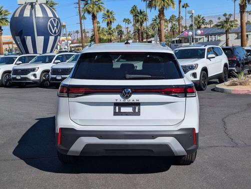 2025 Volkswagen Tiguan 2.0T S
