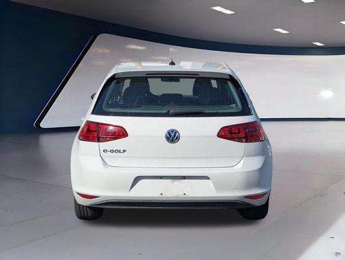 2016 Volkswagen e-Golf SE