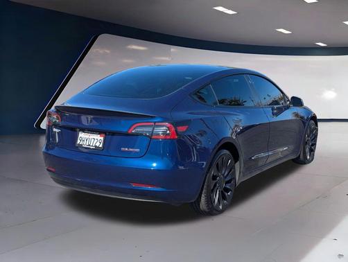 2023 Tesla Model 3 Performance