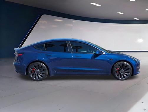 2023 Tesla Model 3 Performance
