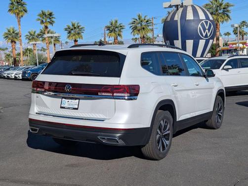 2026 Volkswagen Atlas 2.0T SE
