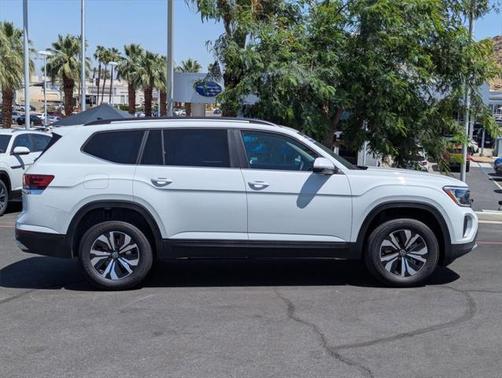2025 Volkswagen Atlas 2.0T SE