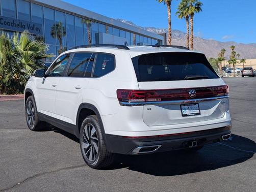 2026 Volkswagen Atlas 2.0T SE w/Technology 4MOTION