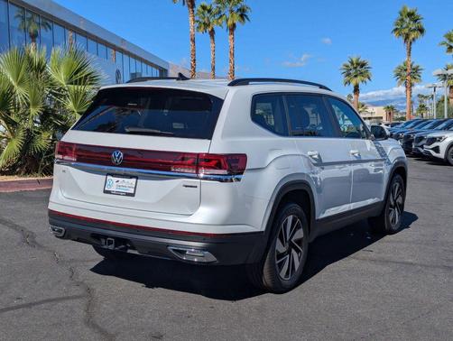 2026 Volkswagen Atlas 2.0T SE w/Technology 4MOTION