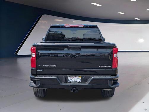 2023 Chevrolet Silverado 1500 Custom