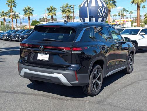 2025 Volkswagen Tiguan 2.0T SE 4MOTION