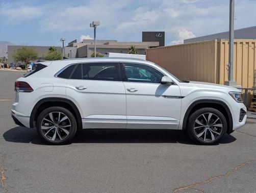 2025 Volkswagen Atlas Cross Sport 2.0T SEL Premium