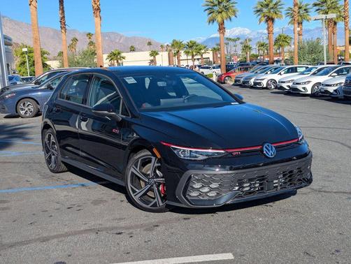 2025 Volkswagen Golf GTI 2.0T SE DSG