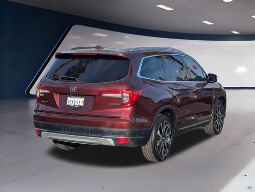 2021 Honda Pilot Touring 8-Passenger