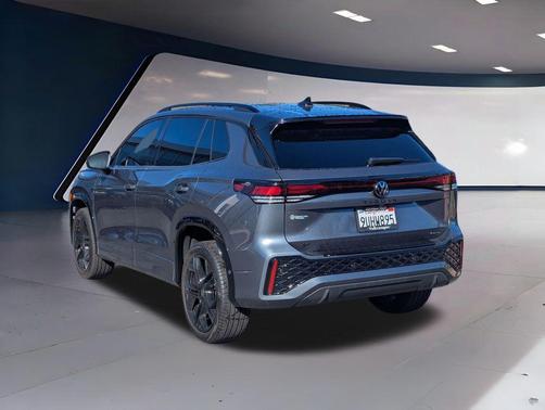 2025 Volkswagen Tiguan 2.0T SE R-Line Black 4MOTION