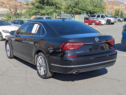 2018 Volkswagen Passat 2.0T SE