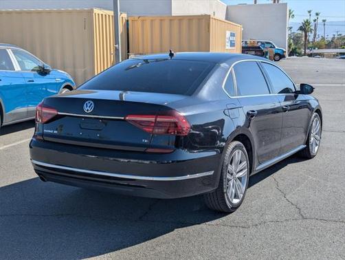2018 Volkswagen Passat 2.0T SE