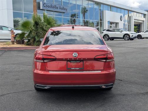 2022 Volkswagen Passat 2.0T SE