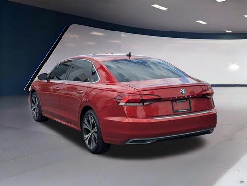 2022 Volkswagen Passat 2.0T SE
