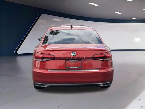 2022 Volkswagen Passat 2.0T SE