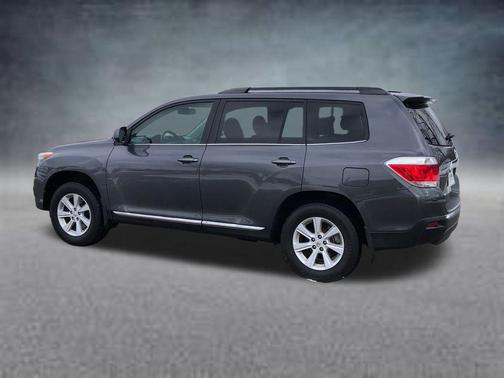 2013 Toyota Highlander SE
