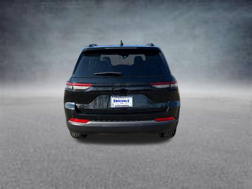 2026 Jeep Grand Cherokee Altitude