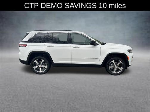 Bright White Clearcoat 2026 Jeep Grand Cherokee Limited