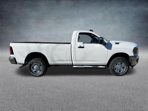 2026 RAM 2500 Tradesman Regular Cab 4x4 8' Box
