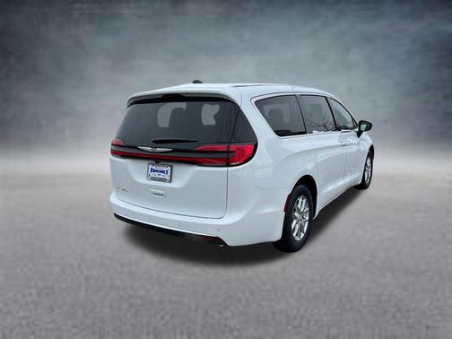2026 Chrysler Pacifica L